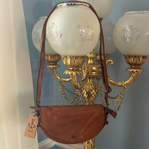Brand New 2nd Harbour Genuine Leather Brown Crossbody Purse Belt Bag Fannypack